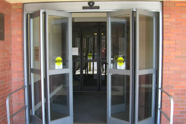 Oakville Swing Doors Installation Expert